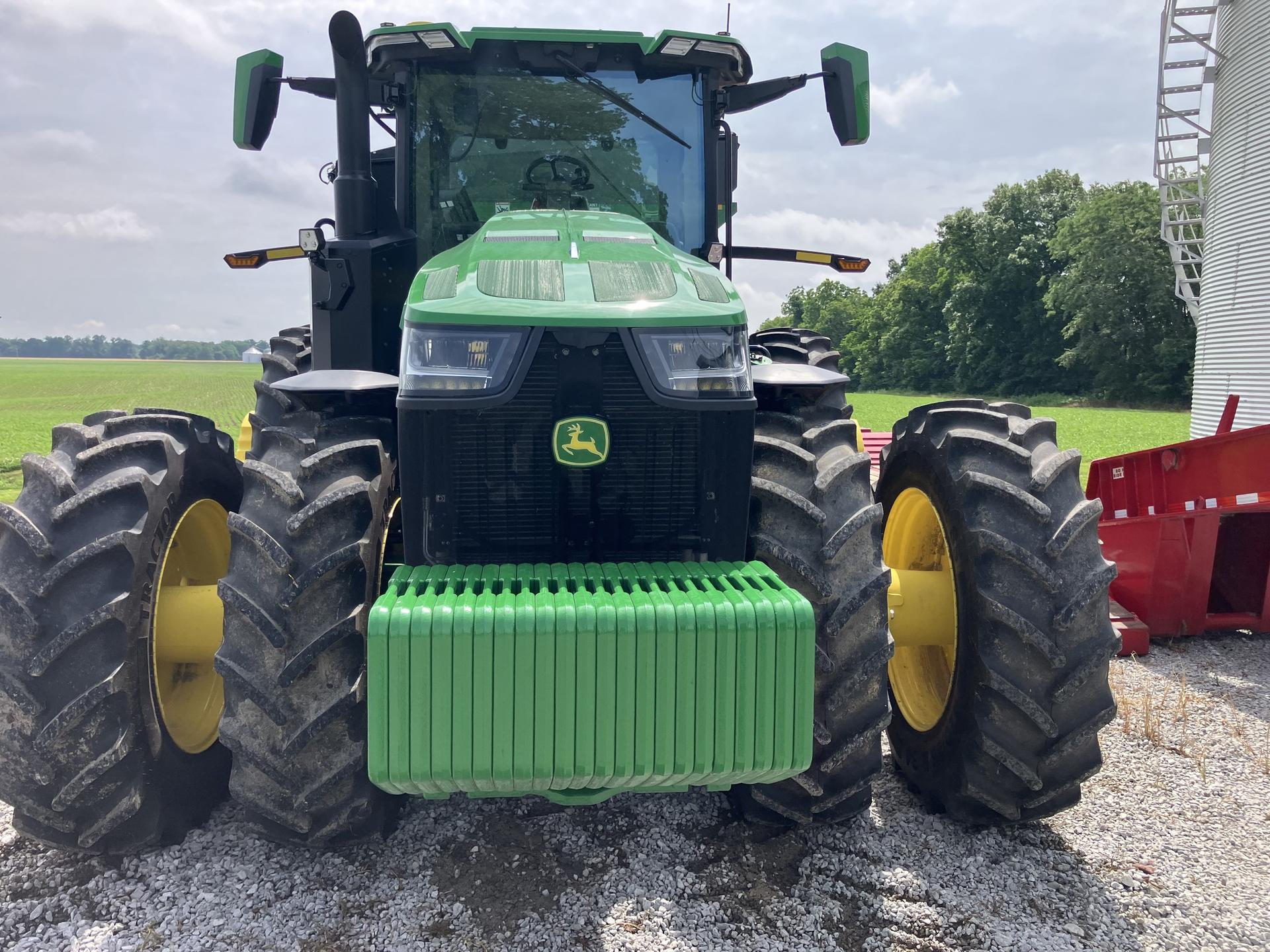 2024 John Deere 8R 340 Image