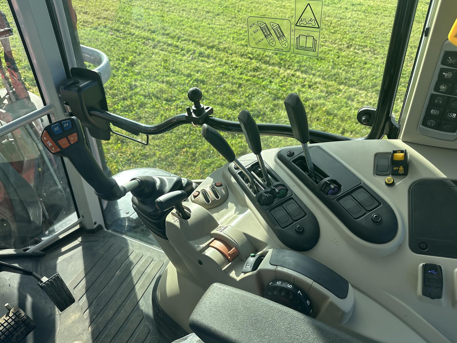 2023 Massey Ferguson 6S.155 Classic Image