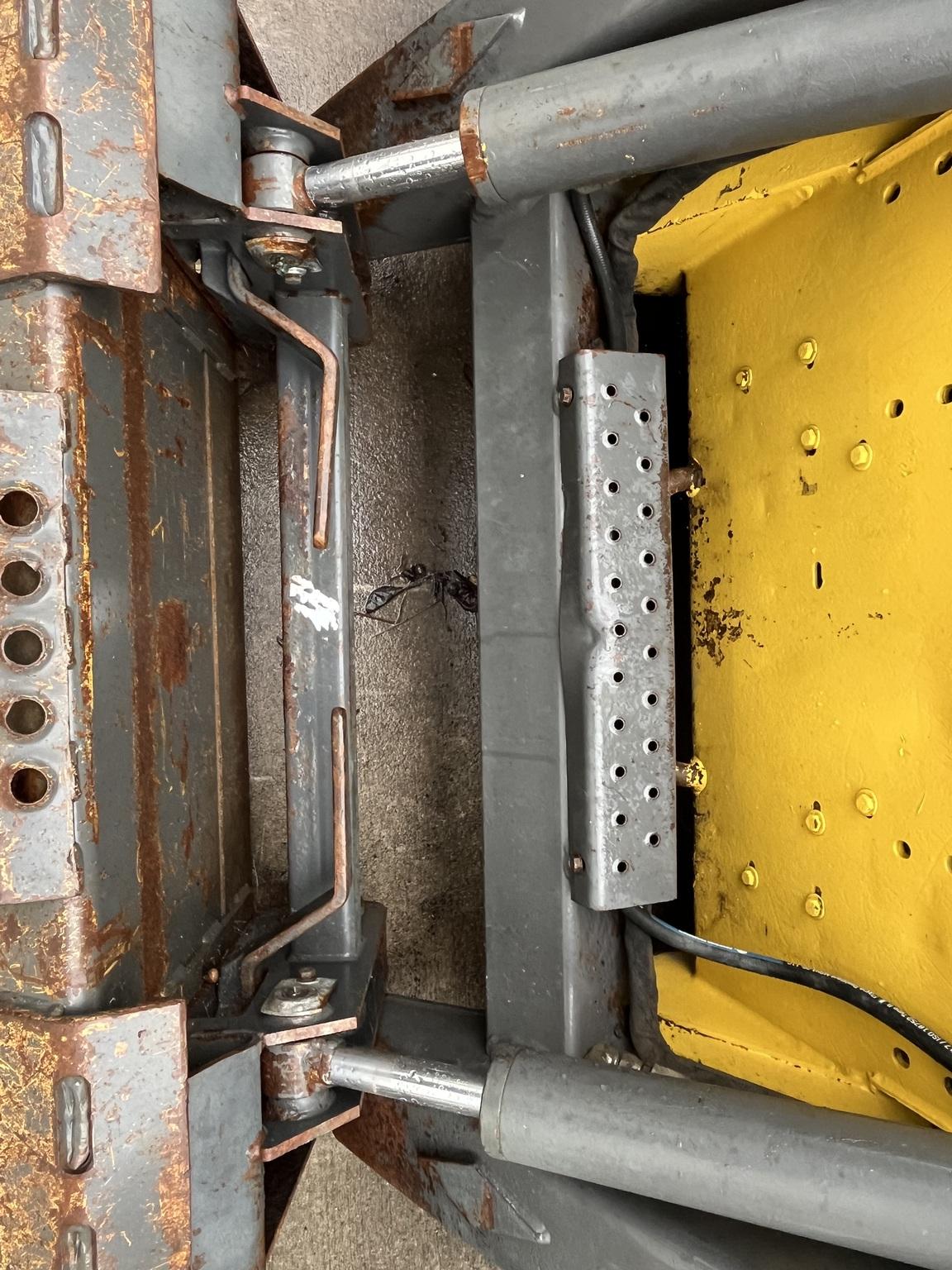 2003 New Holland LS180 Image