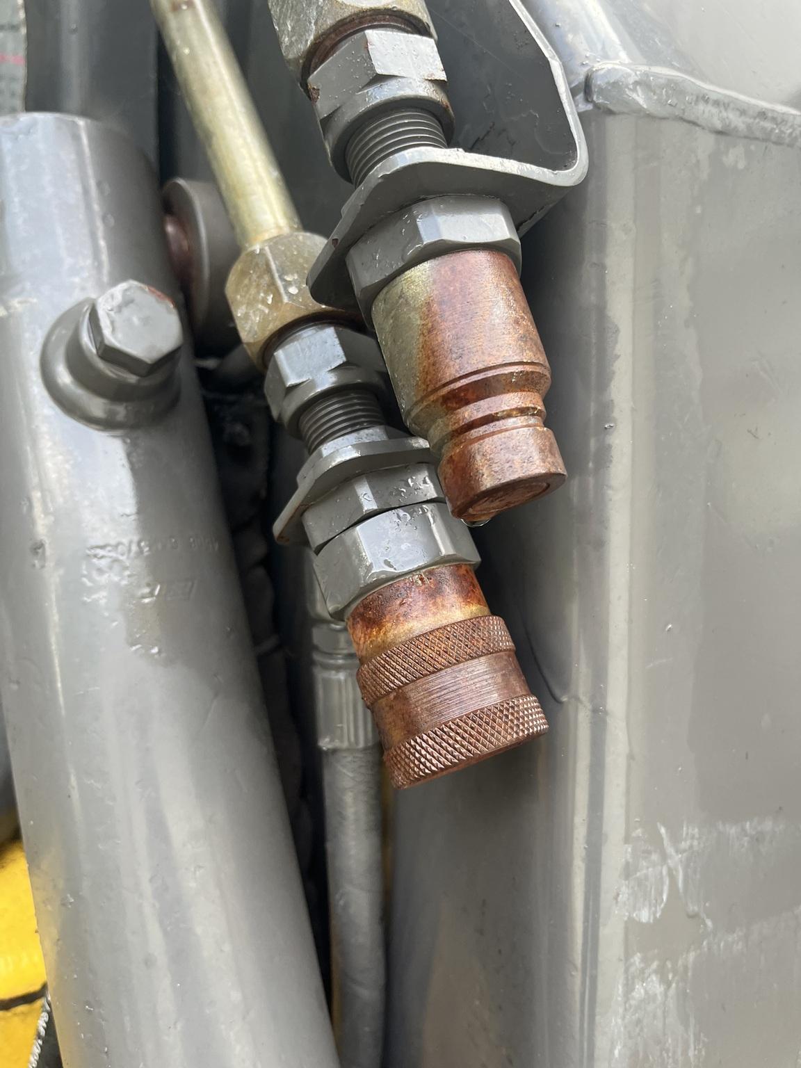 2003 New Holland LS180 Image