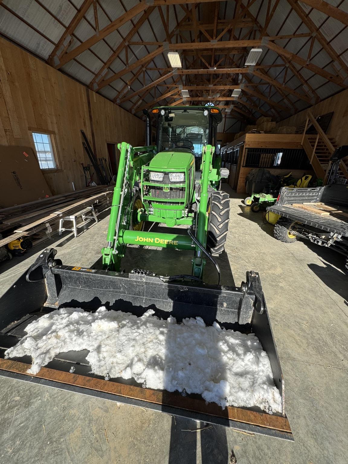2024 John Deere 5090E Image