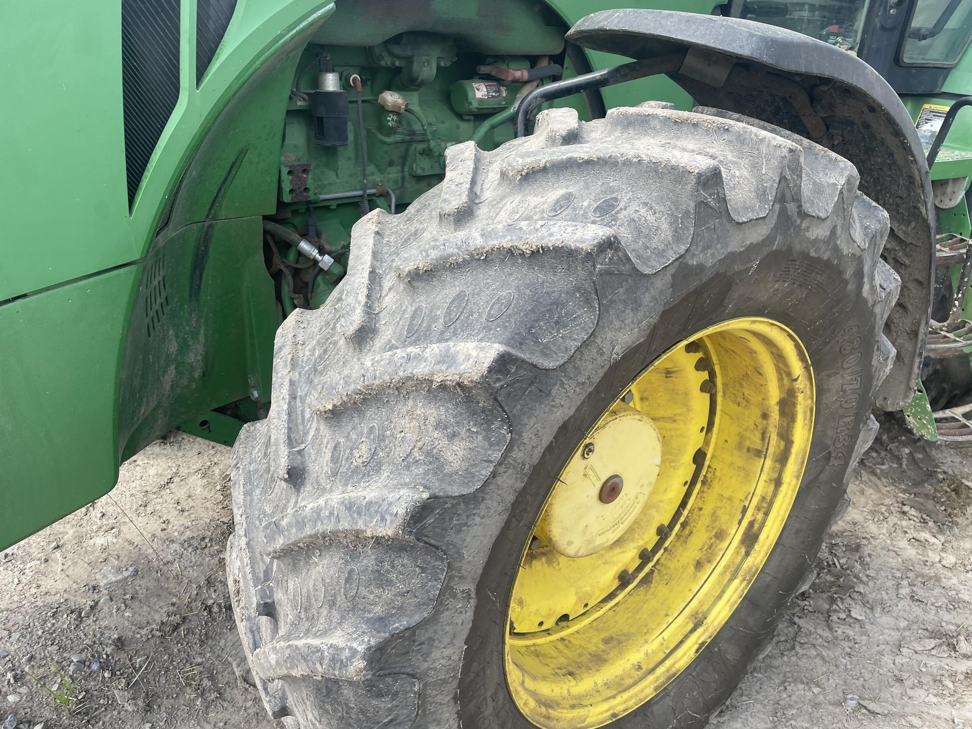 2011 John Deere 8310R Image