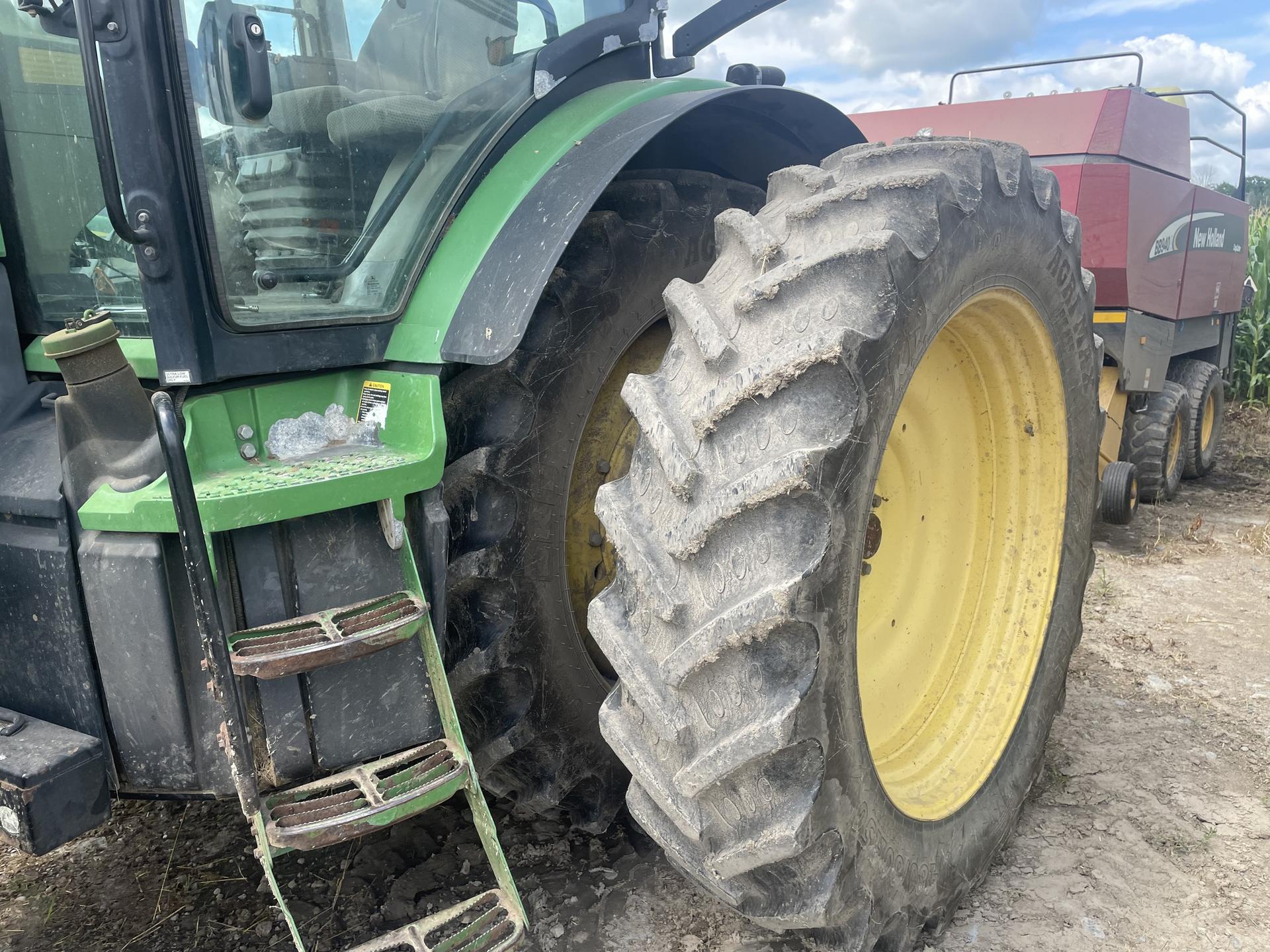 2011 John Deere 8310R Image