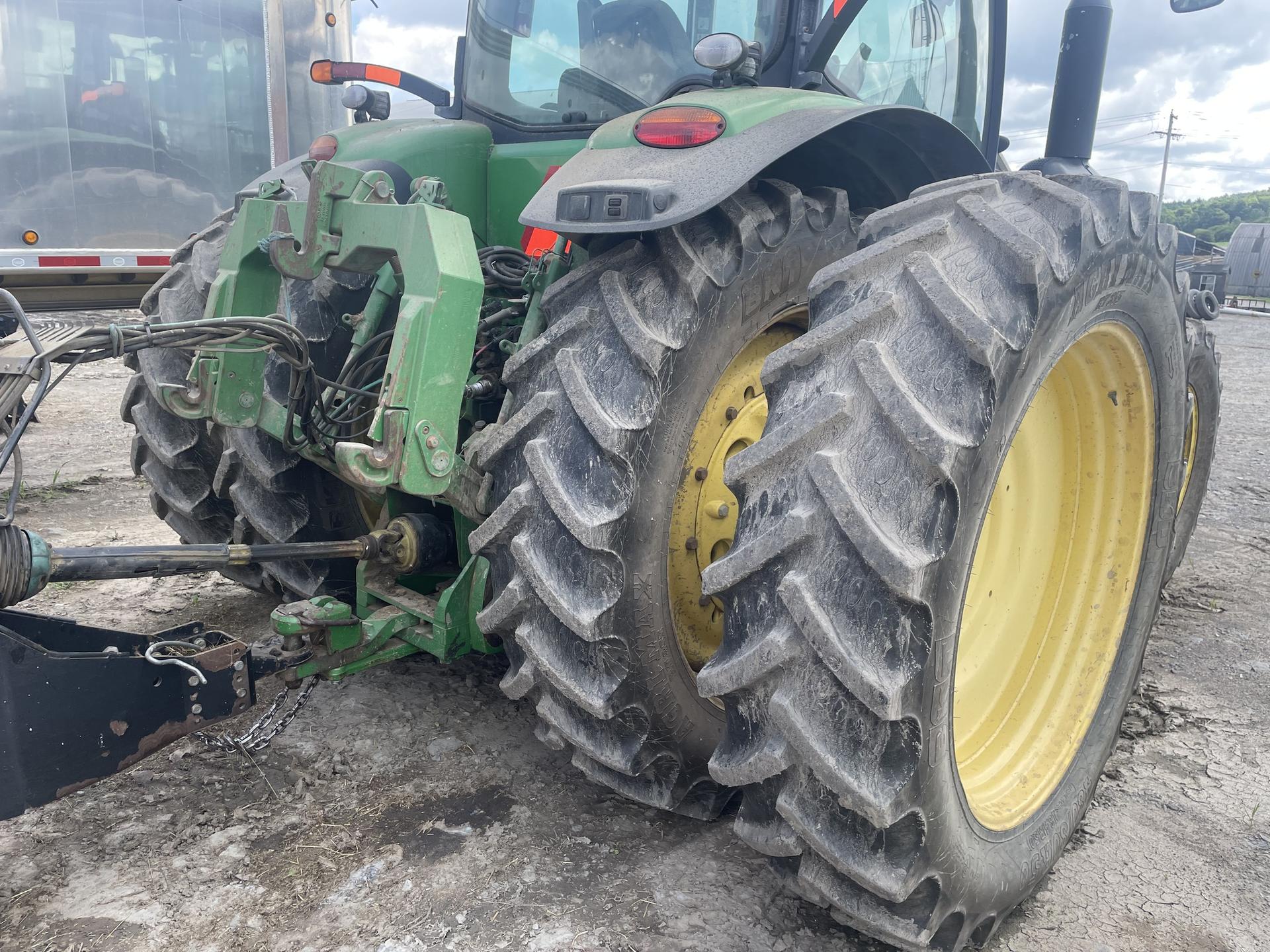 2011 John Deere 8310R Image