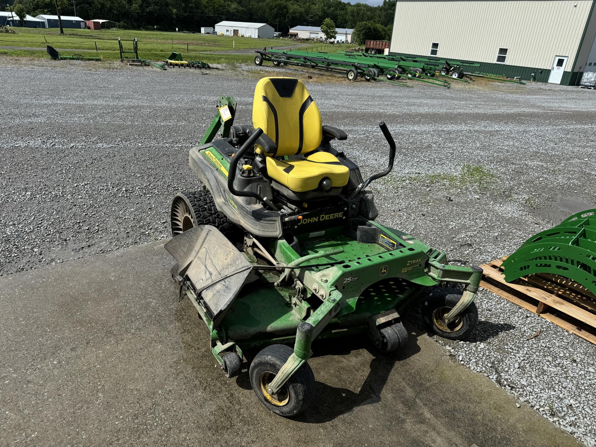 2022 John Deere Z950M Image
