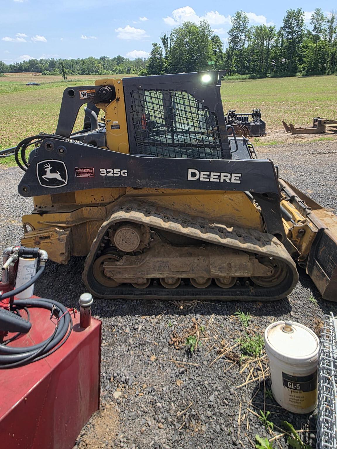 2021 John Deere 325G Image