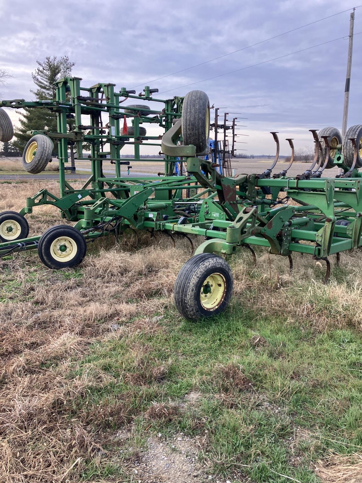 John Deere 2200 Image