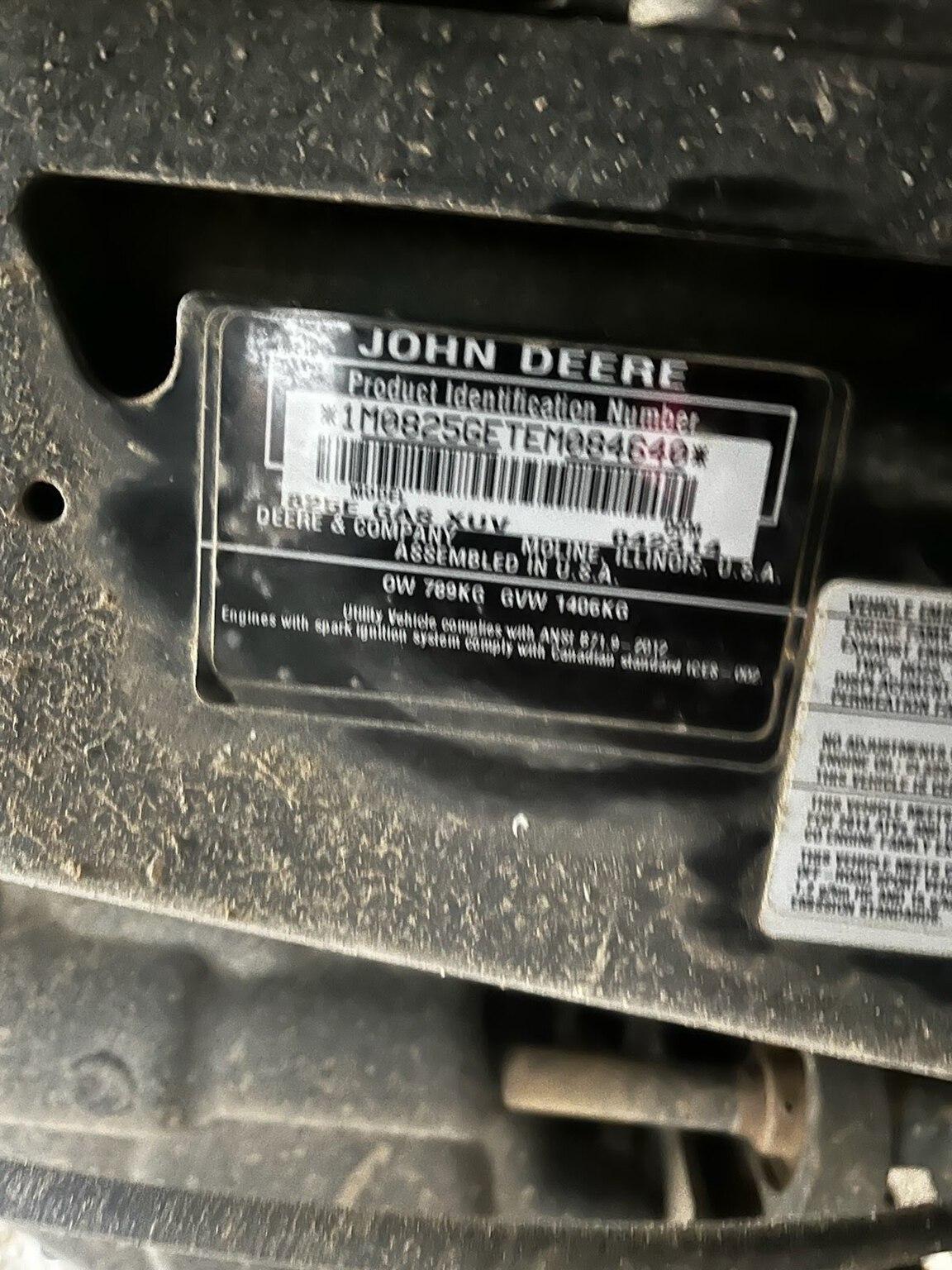 2014 John Deere XUV 825i Power Steering Image