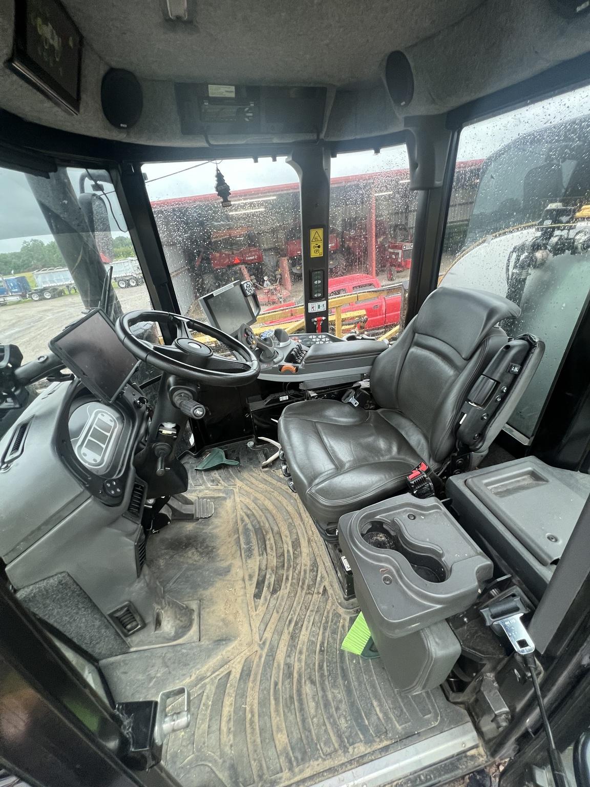 2019 RoGator RG1100C Image