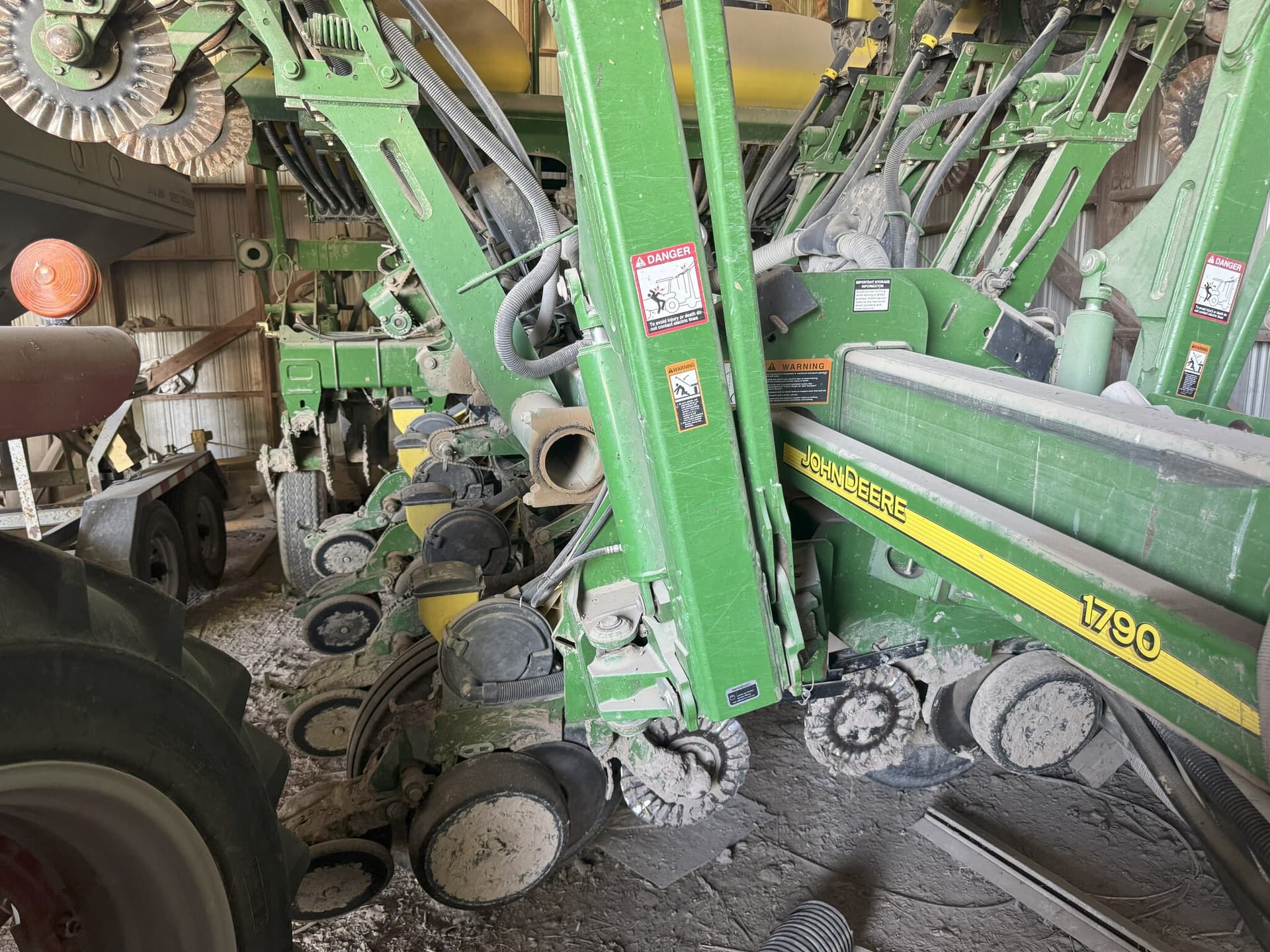 2005 John Deere 1790 Image