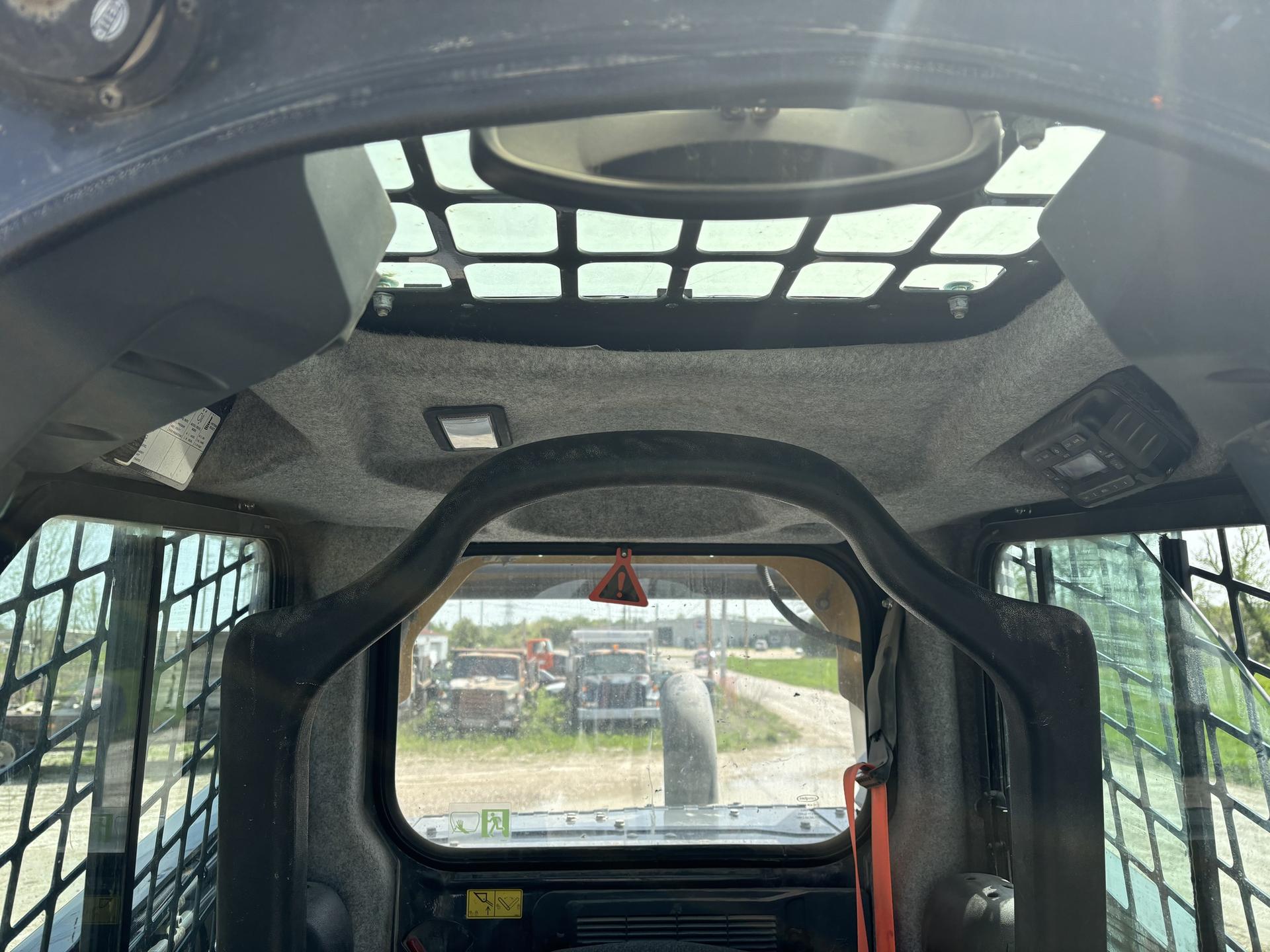 2021 John Deere 331G Image
