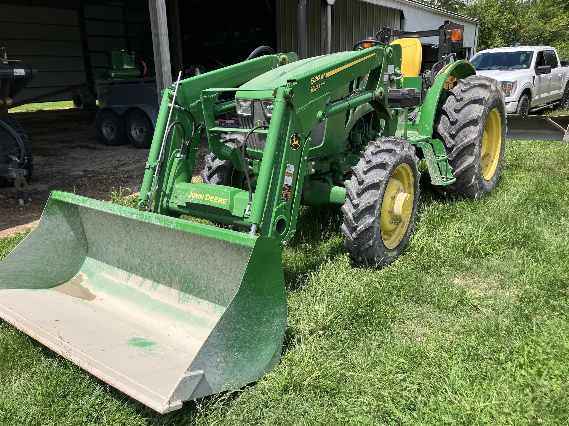 2022 John Deere 5055E Image