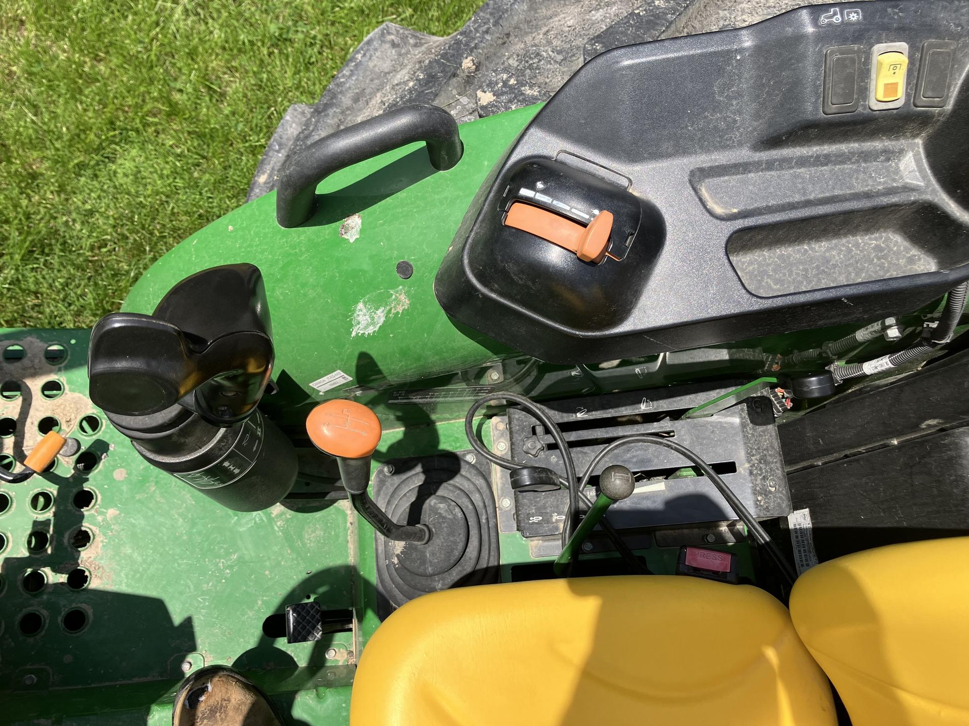 2022 John Deere 5055E Image