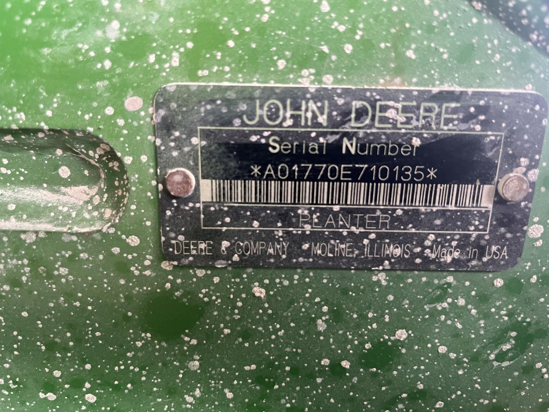2005 John Deere 1770NT CCS Image