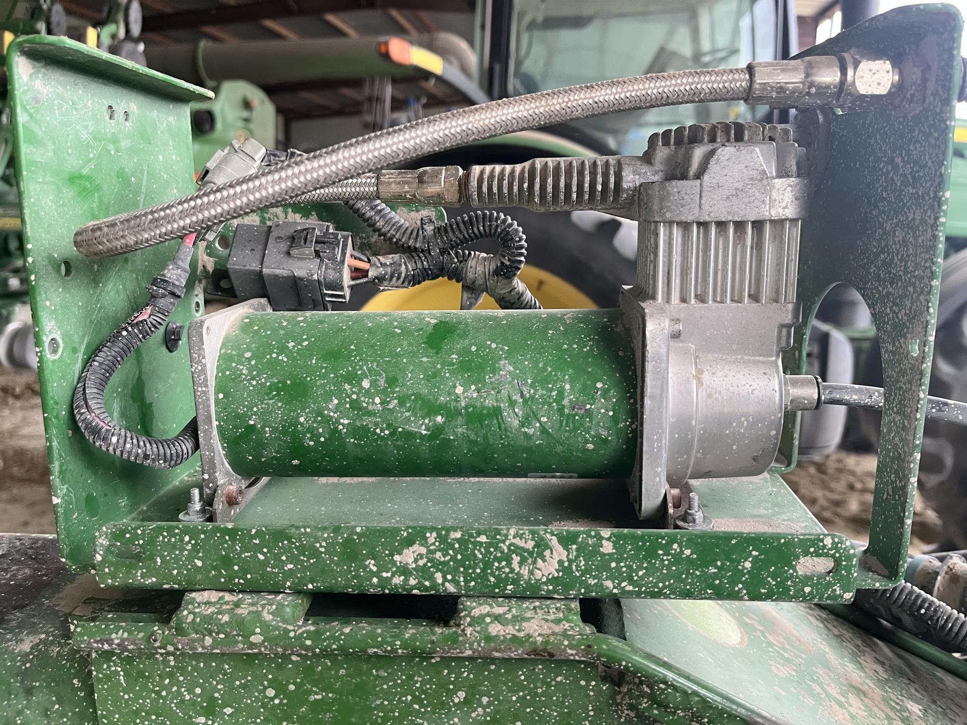 2005 John Deere 1770NT CCS Image