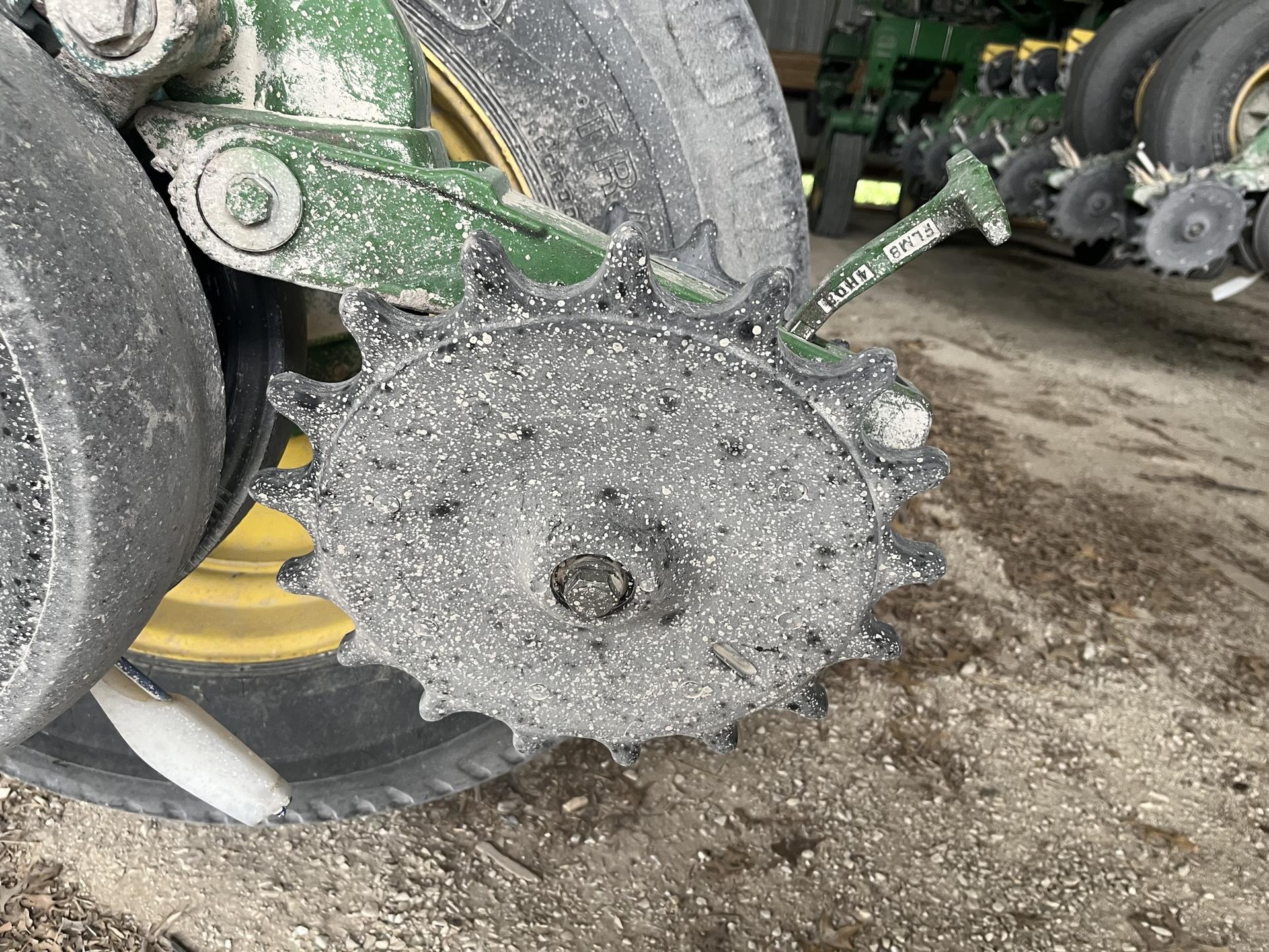2005 John Deere 1770NT CCS Image