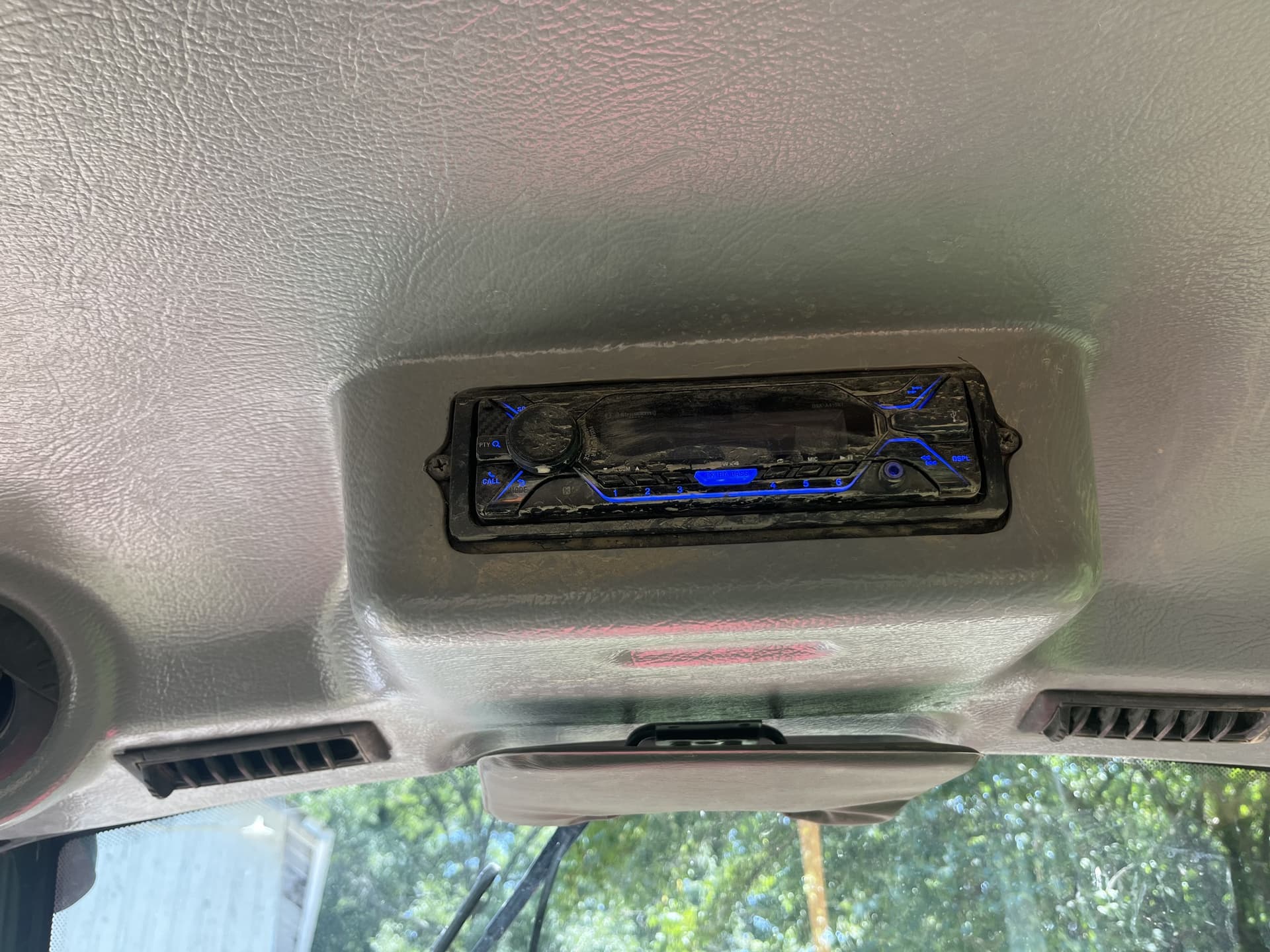 2020 Mahindra 3650 Image
