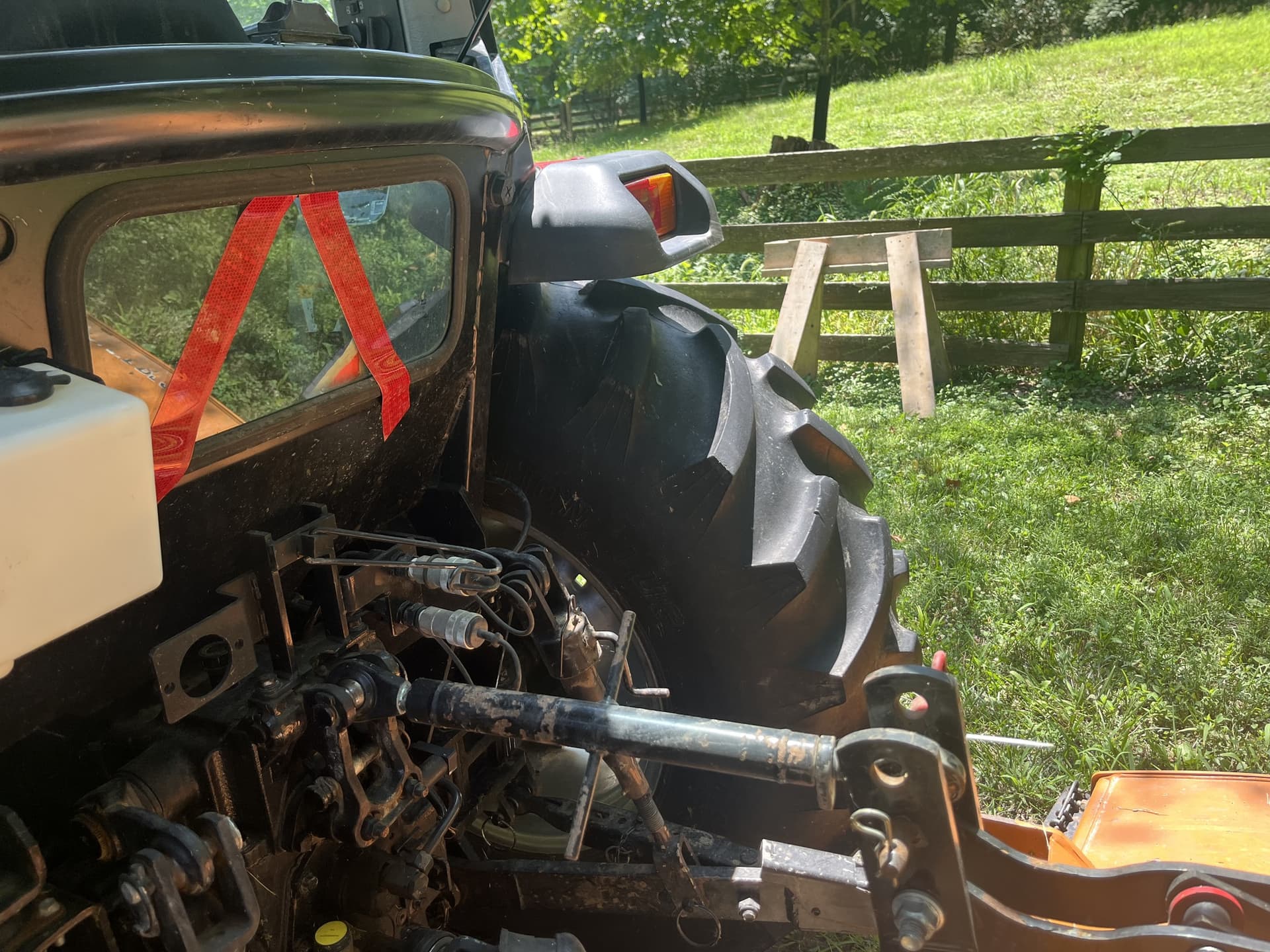 2020 Mahindra 3650 Image