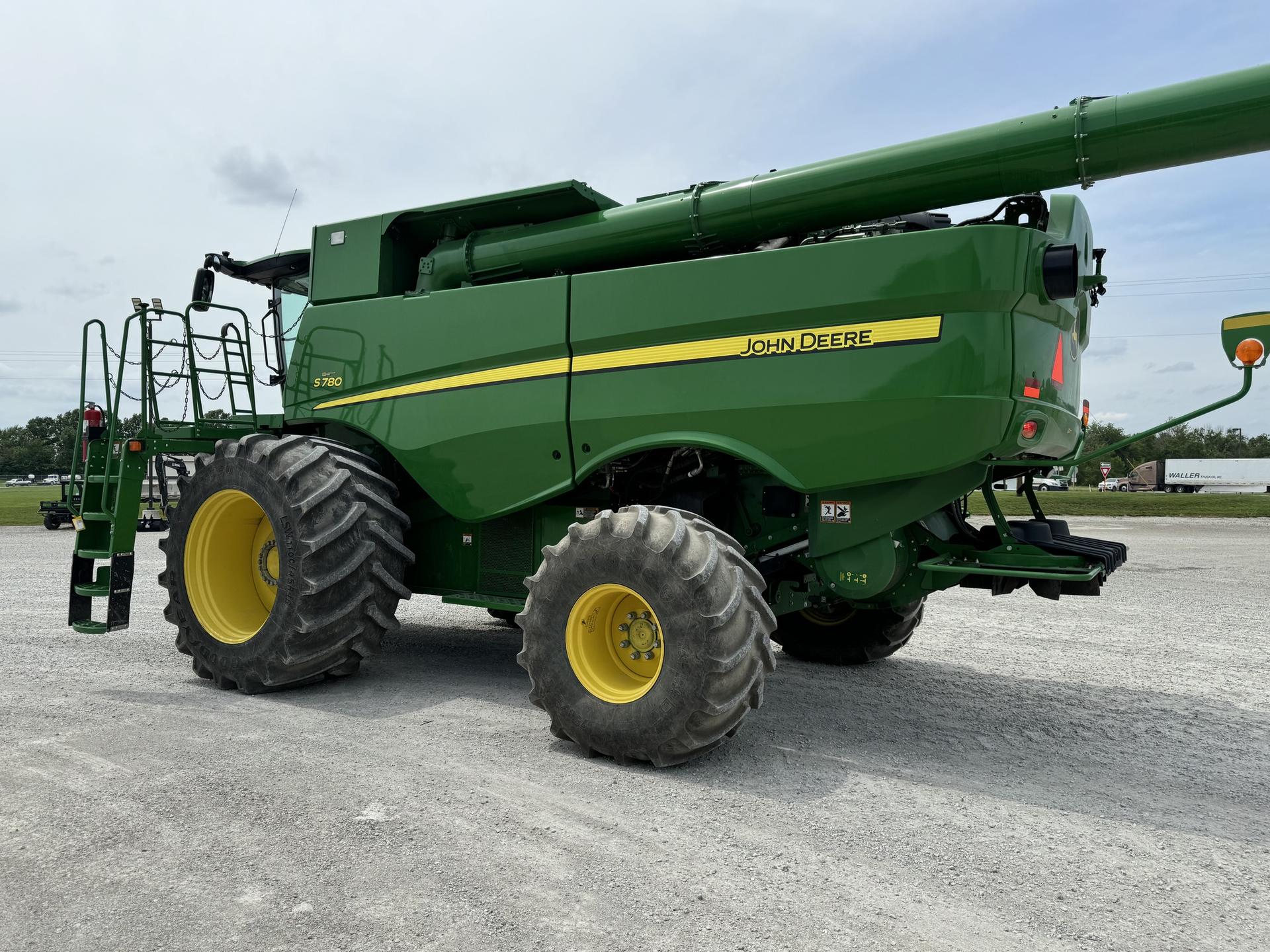 2021 John Deere S780 Image