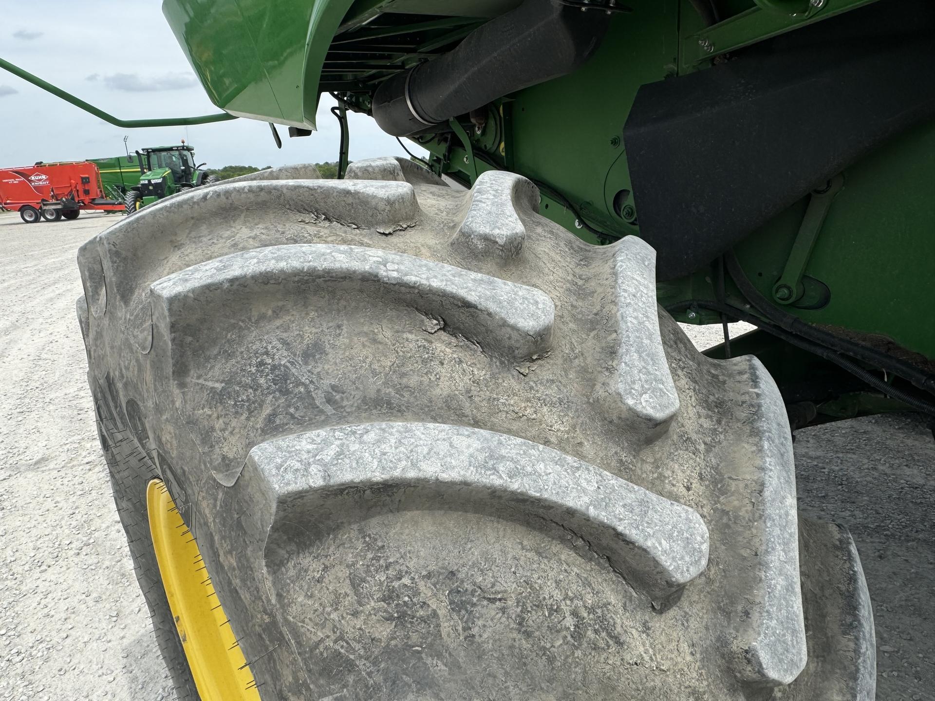 2021 John Deere S780 Image