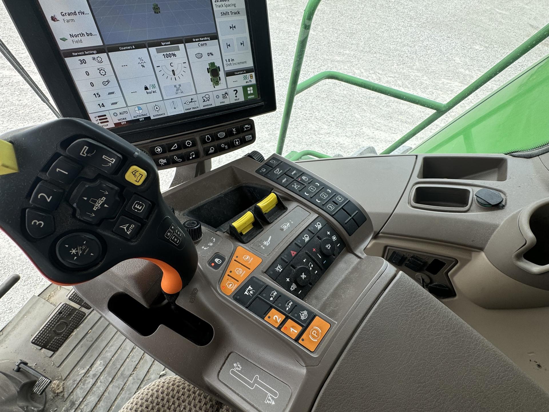 2021 John Deere S780 Image