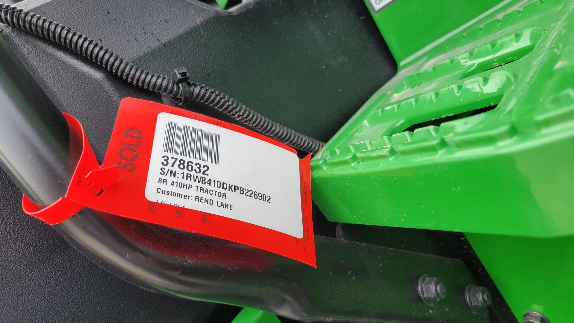 2023 John Deere 8R 410 Image