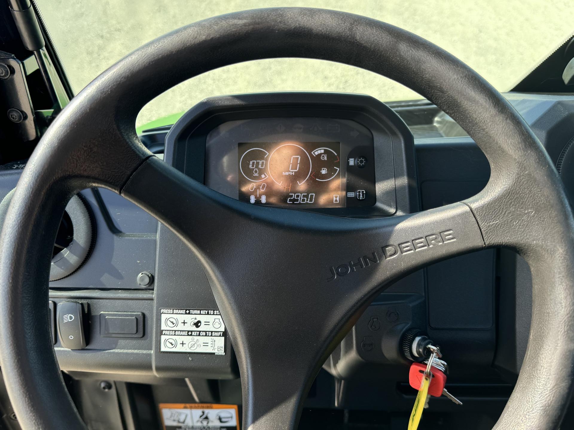 2023 John Deere XUV 835M Image
