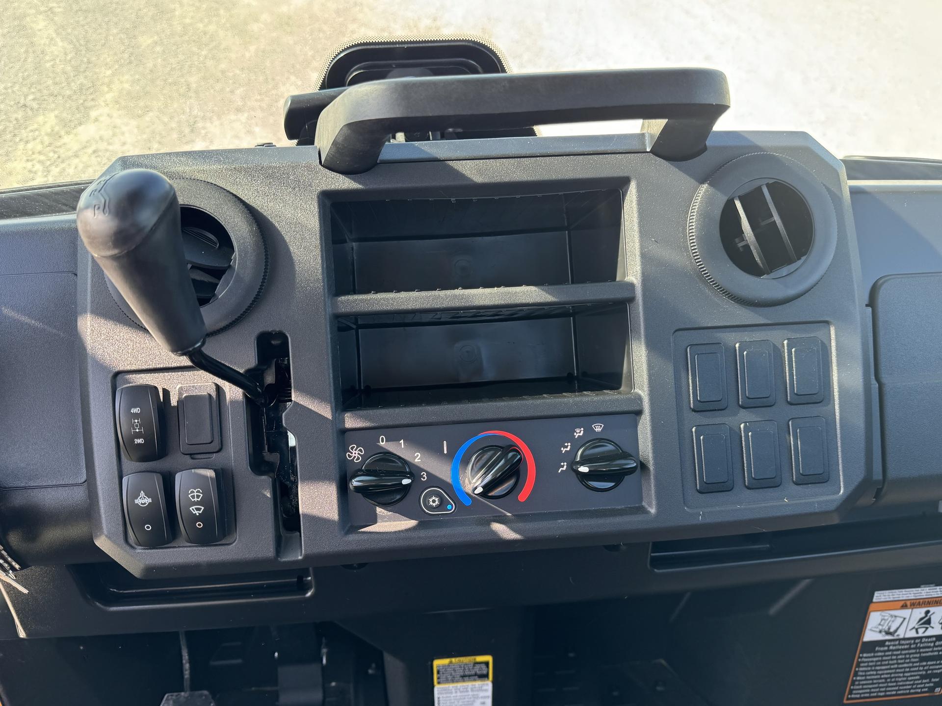 2023 John Deere XUV 835M Image