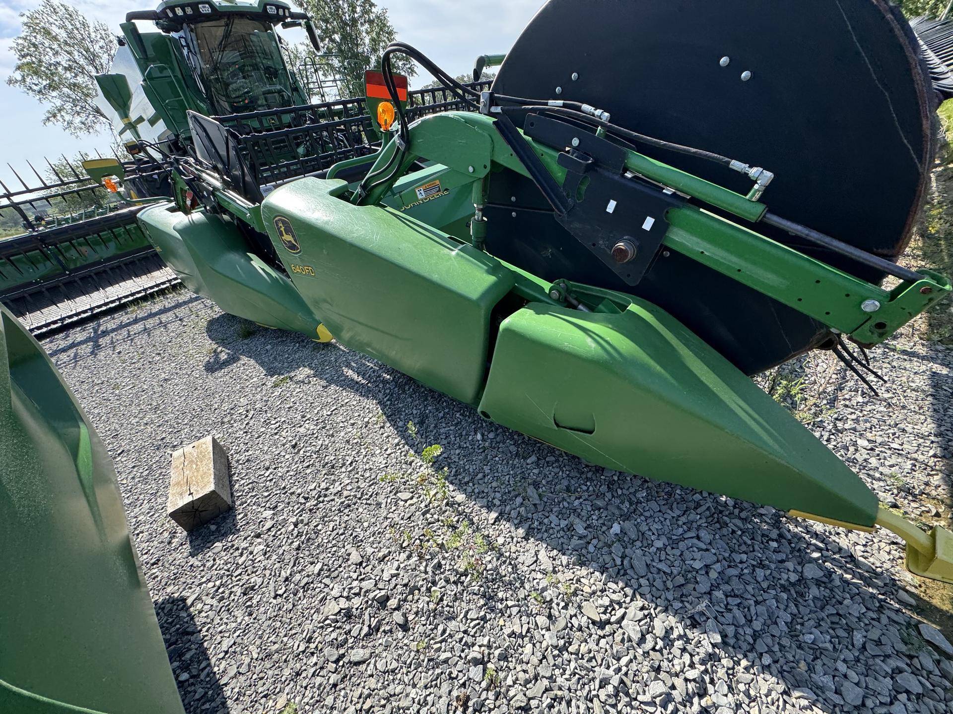 2012 John Deere 640FD Image
