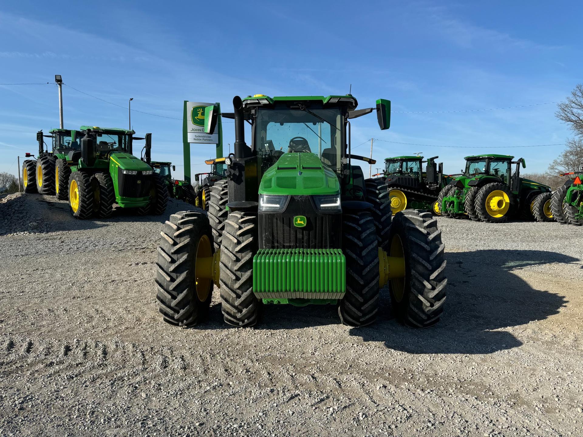 2024 John Deere 8R 340 Image