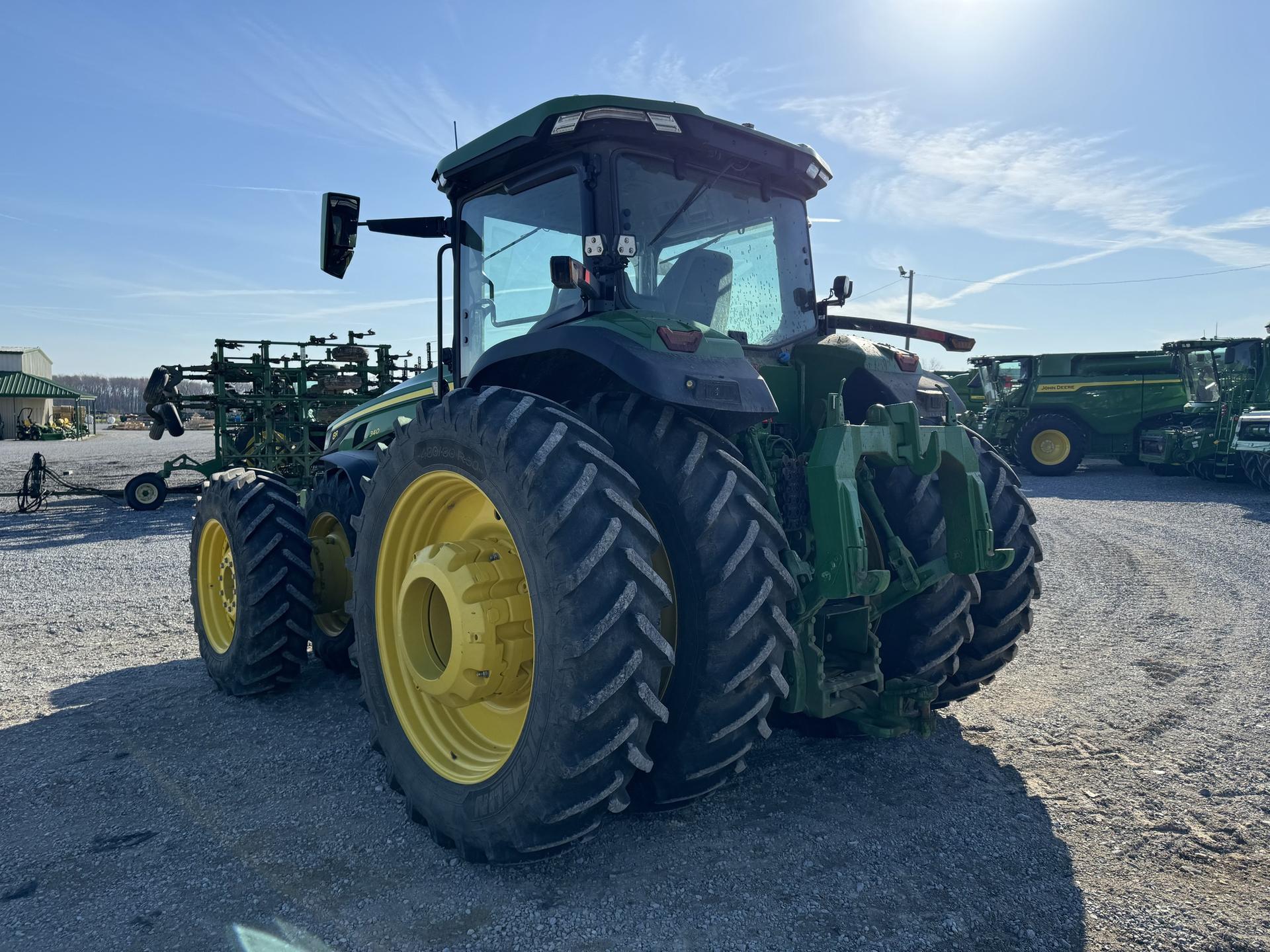 2024 John Deere 8R 340 Image