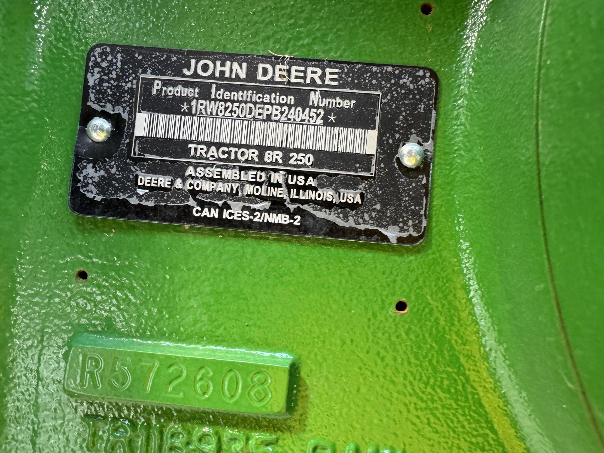 2024 John Deere 8R 250 Image