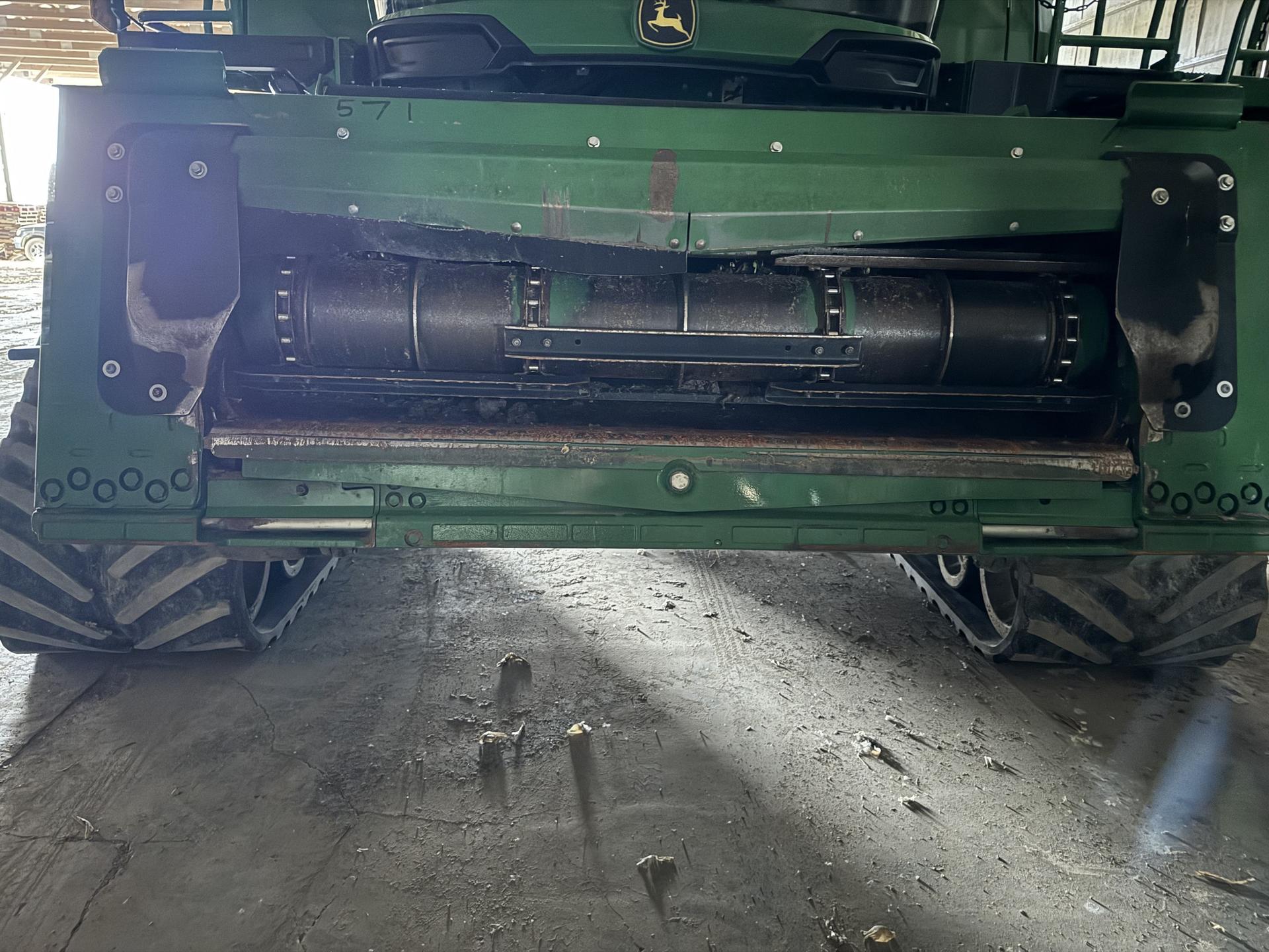 2023 John Deere X9 1100 Image
