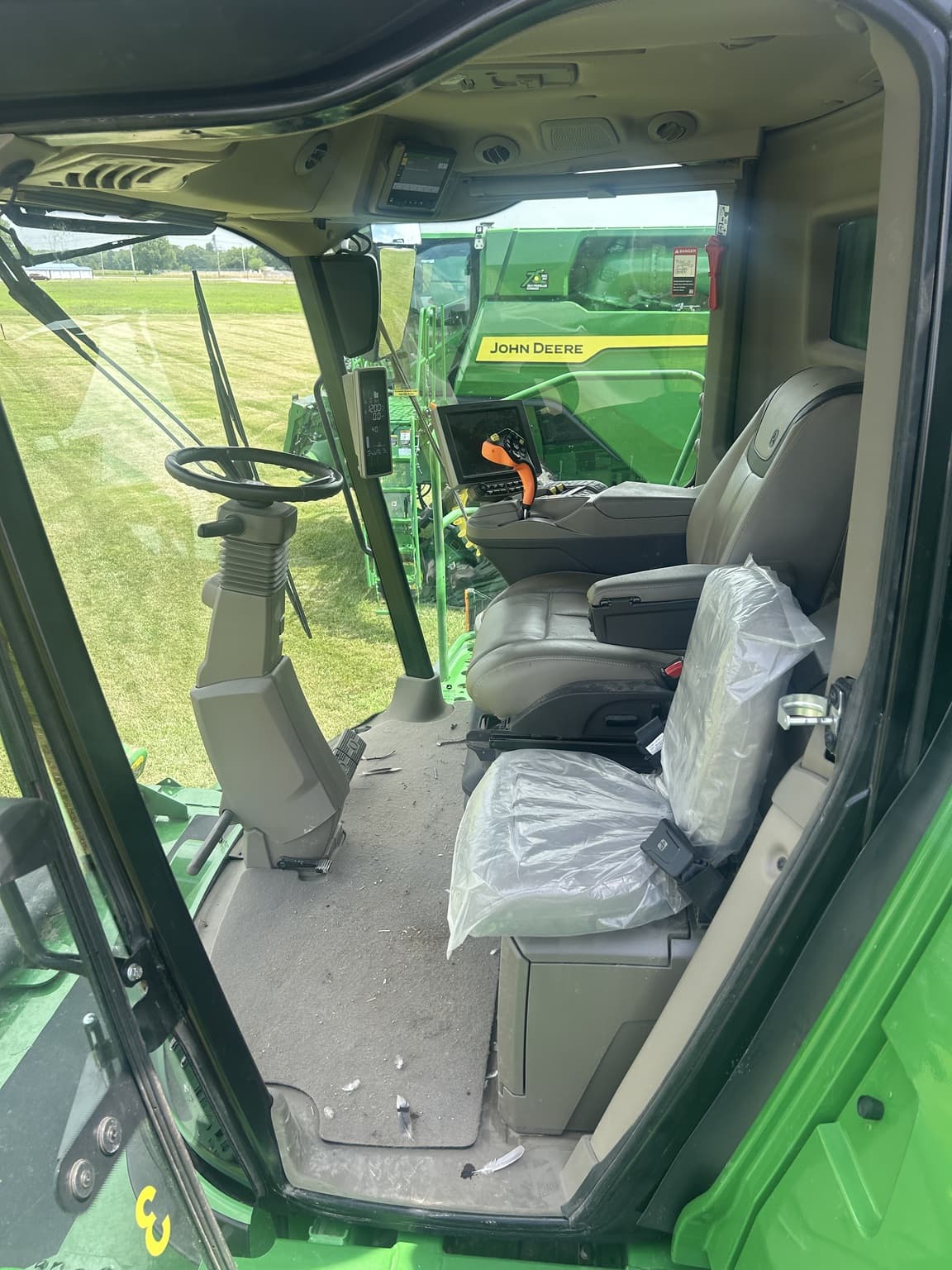 2023 John Deere X9 1100 Image