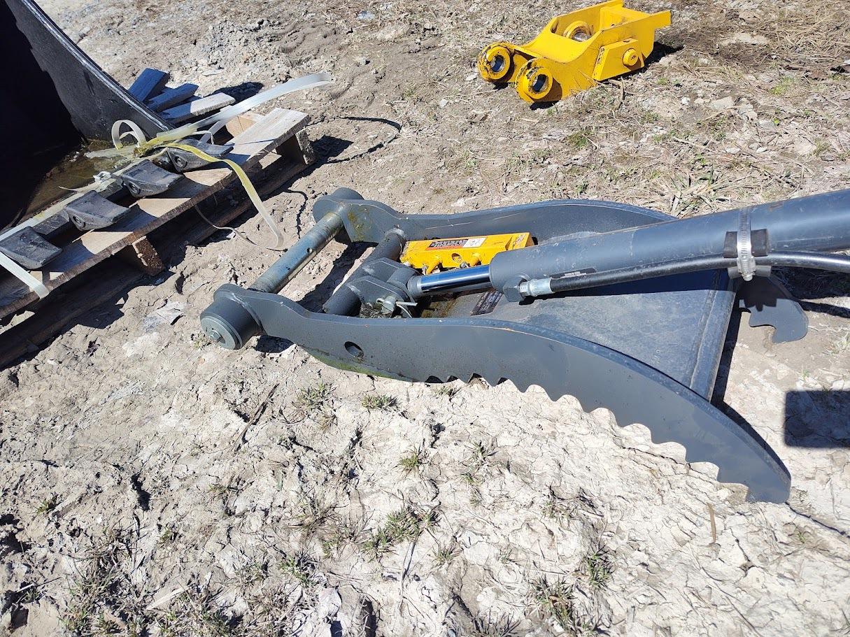 2024 John Deere clamp Image