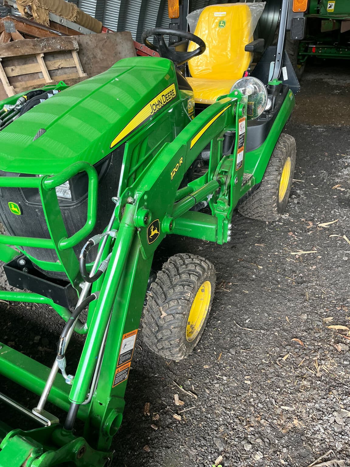 2024 John Deere 1025R Image