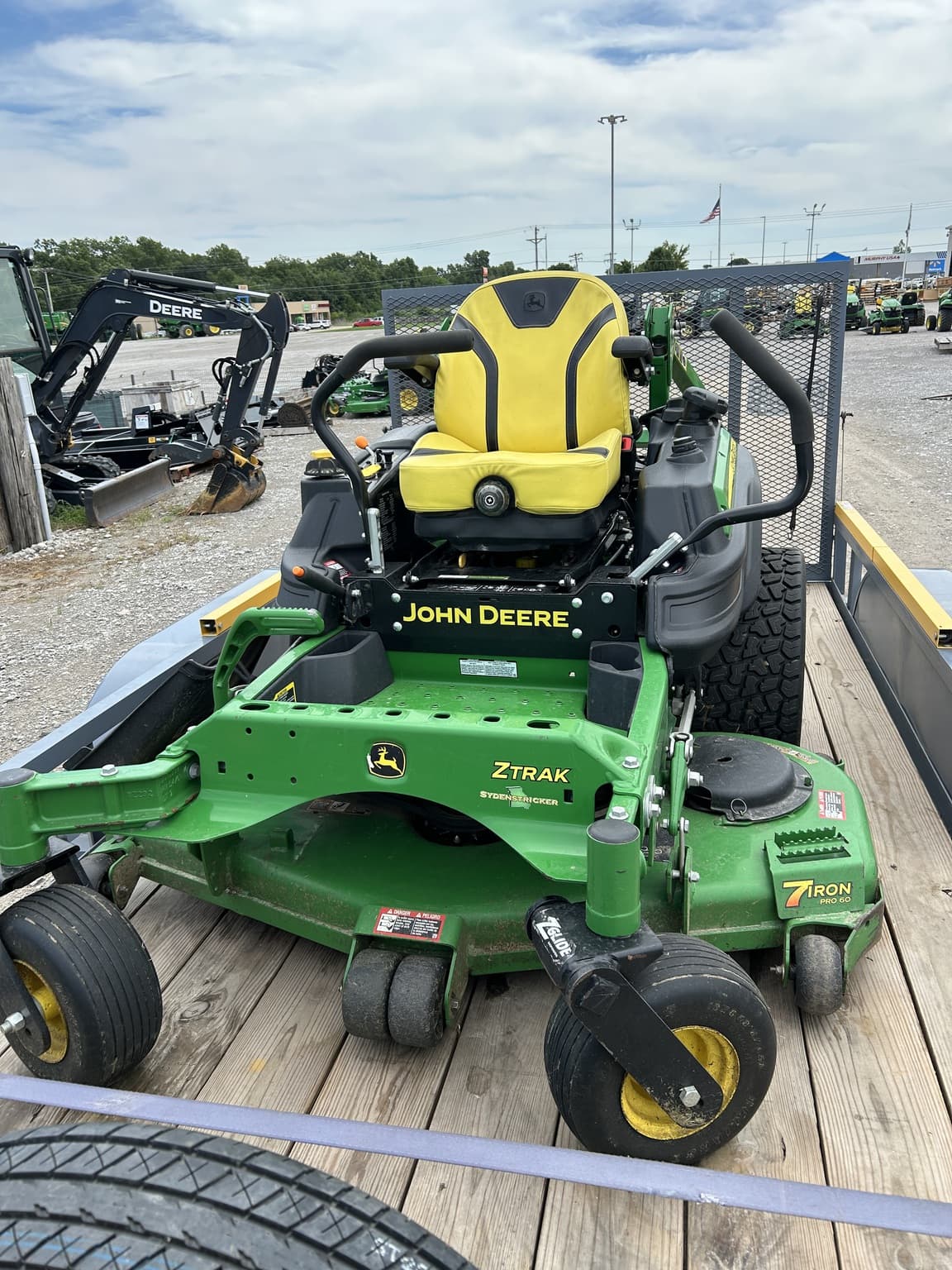 2019 John Deere Z960M Image