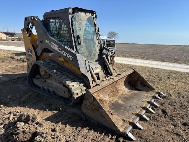 2022 John Deere 317G Image