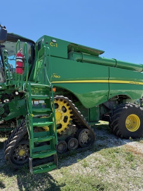 2024 John Deere S780 Image