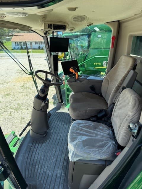 2024 John Deere S780 Image