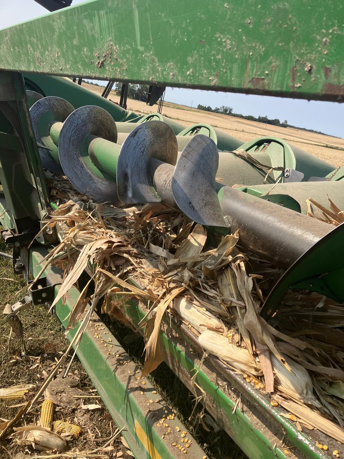2009 John Deere 608C Image