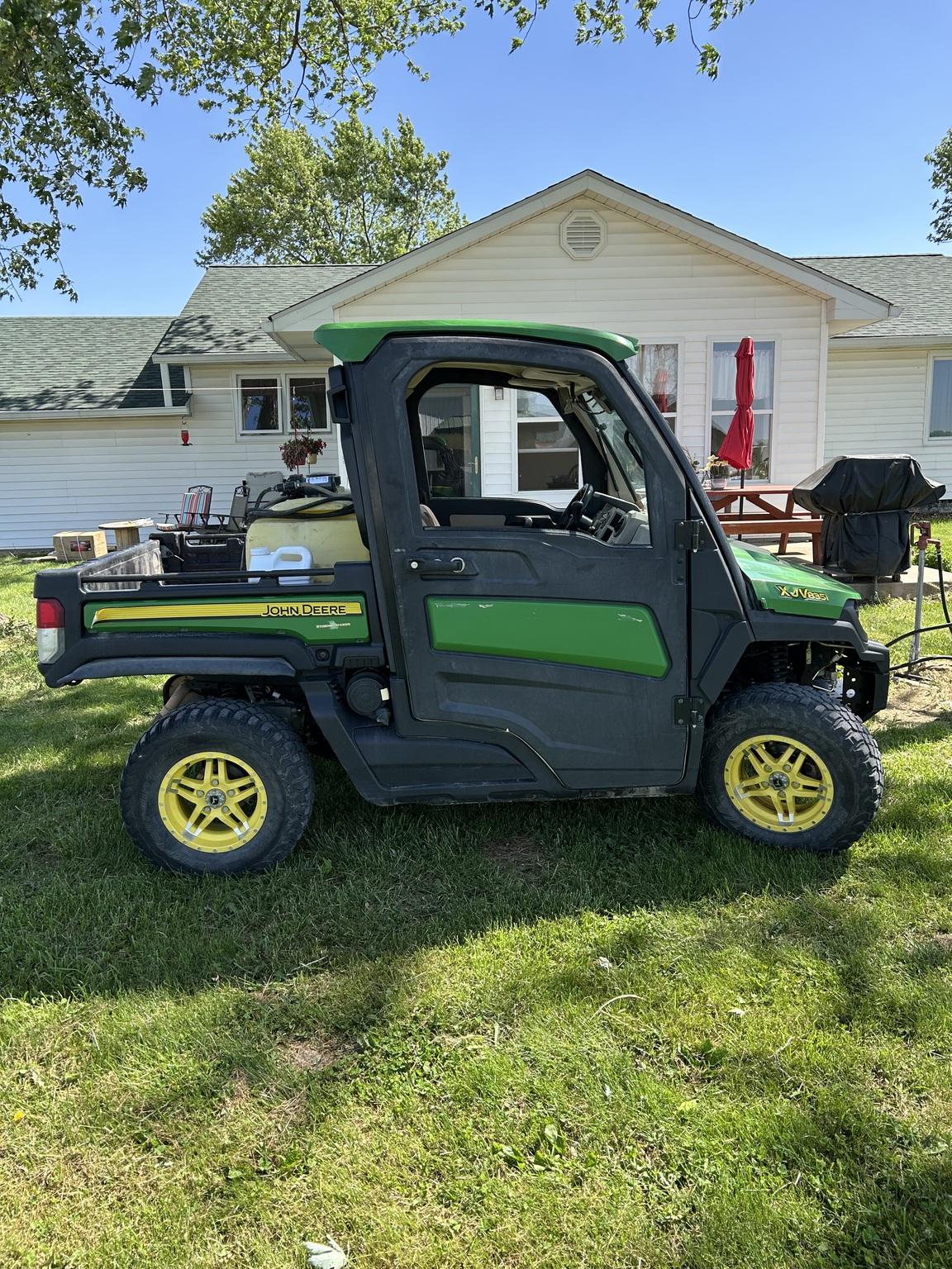 2019 John Deere XUV 835R Image