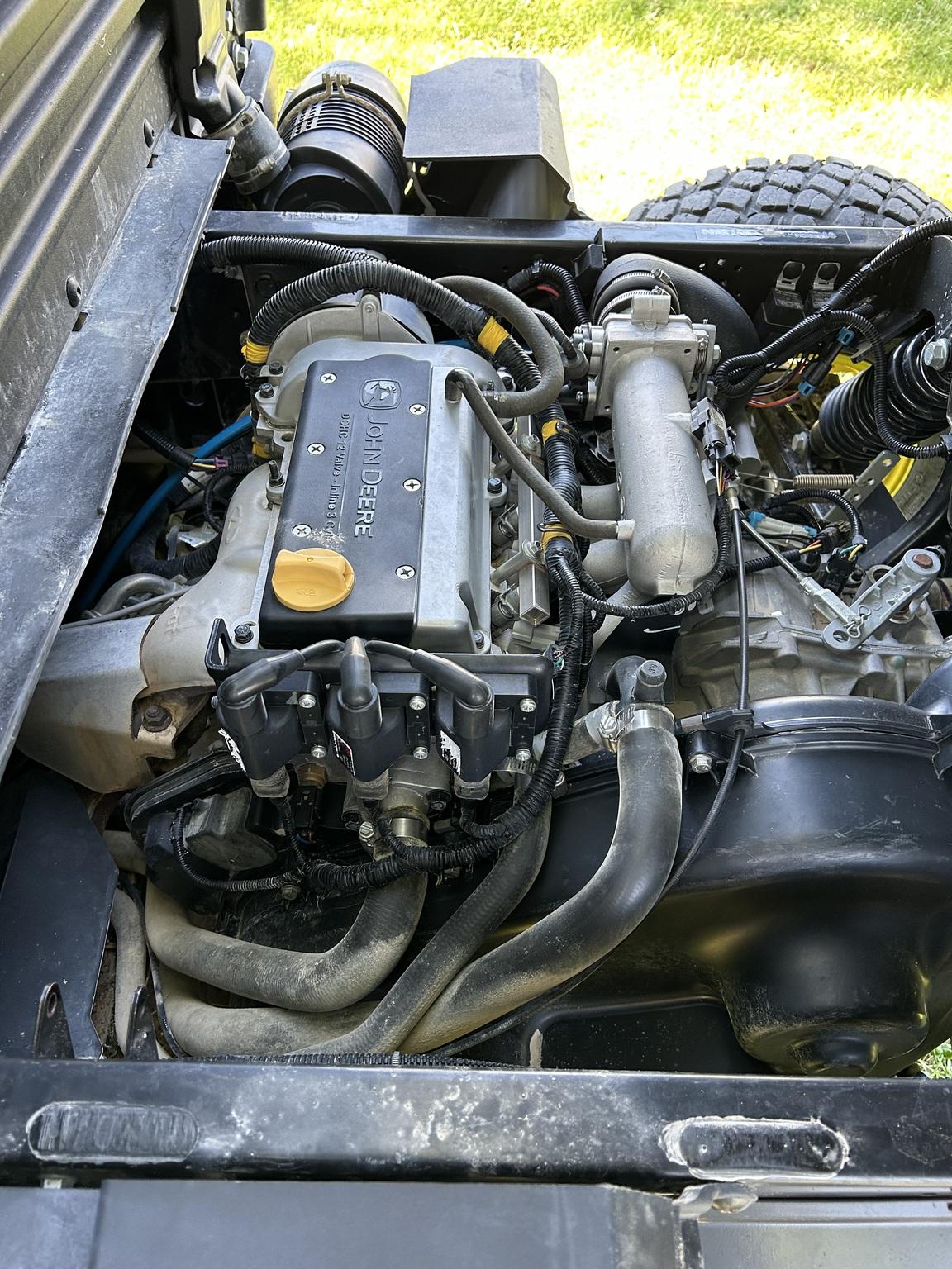 2019 John Deere XUV 835R Image