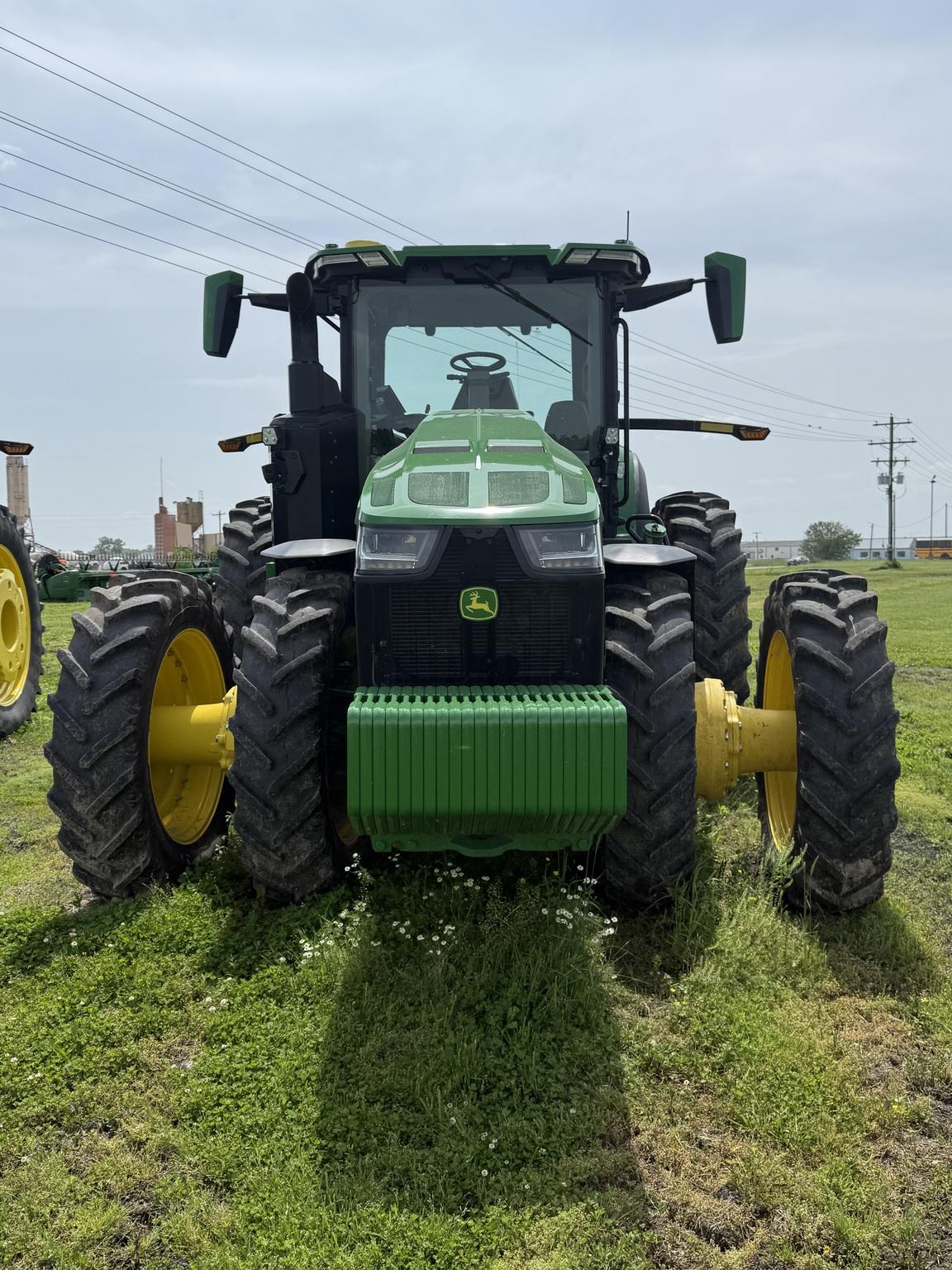 2024 John Deere 8R 410 Image