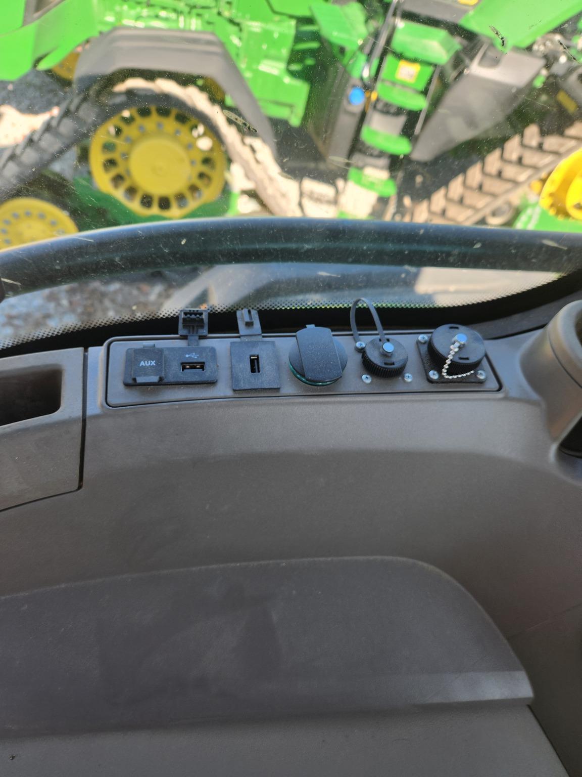 2024 John Deere 8RX 410 Image