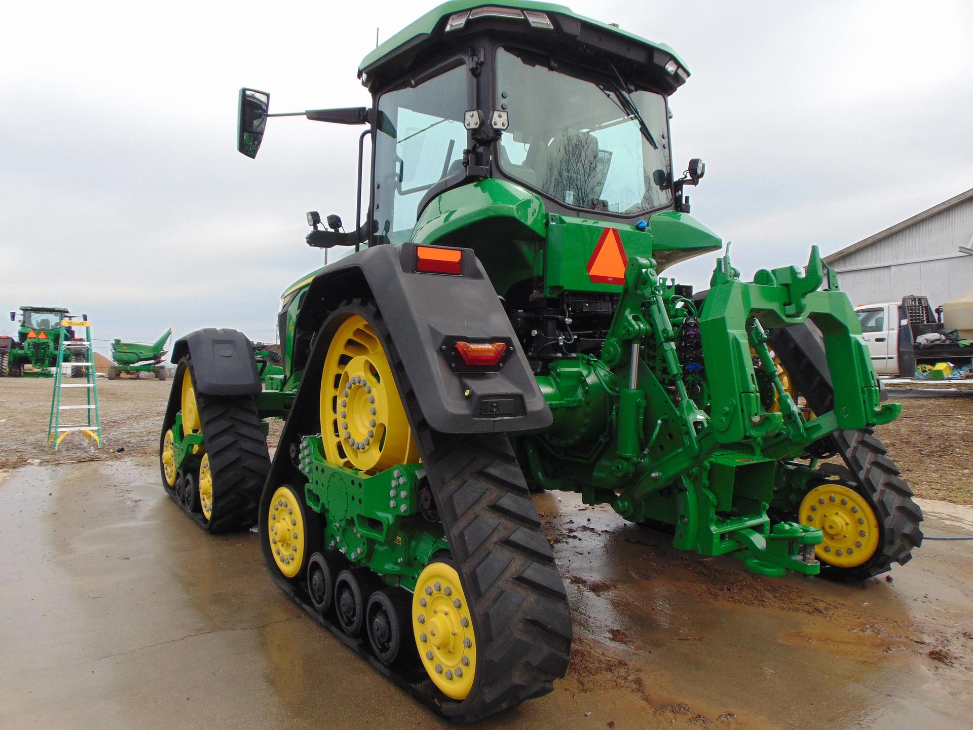 2024 John Deere 8RX 410 Image