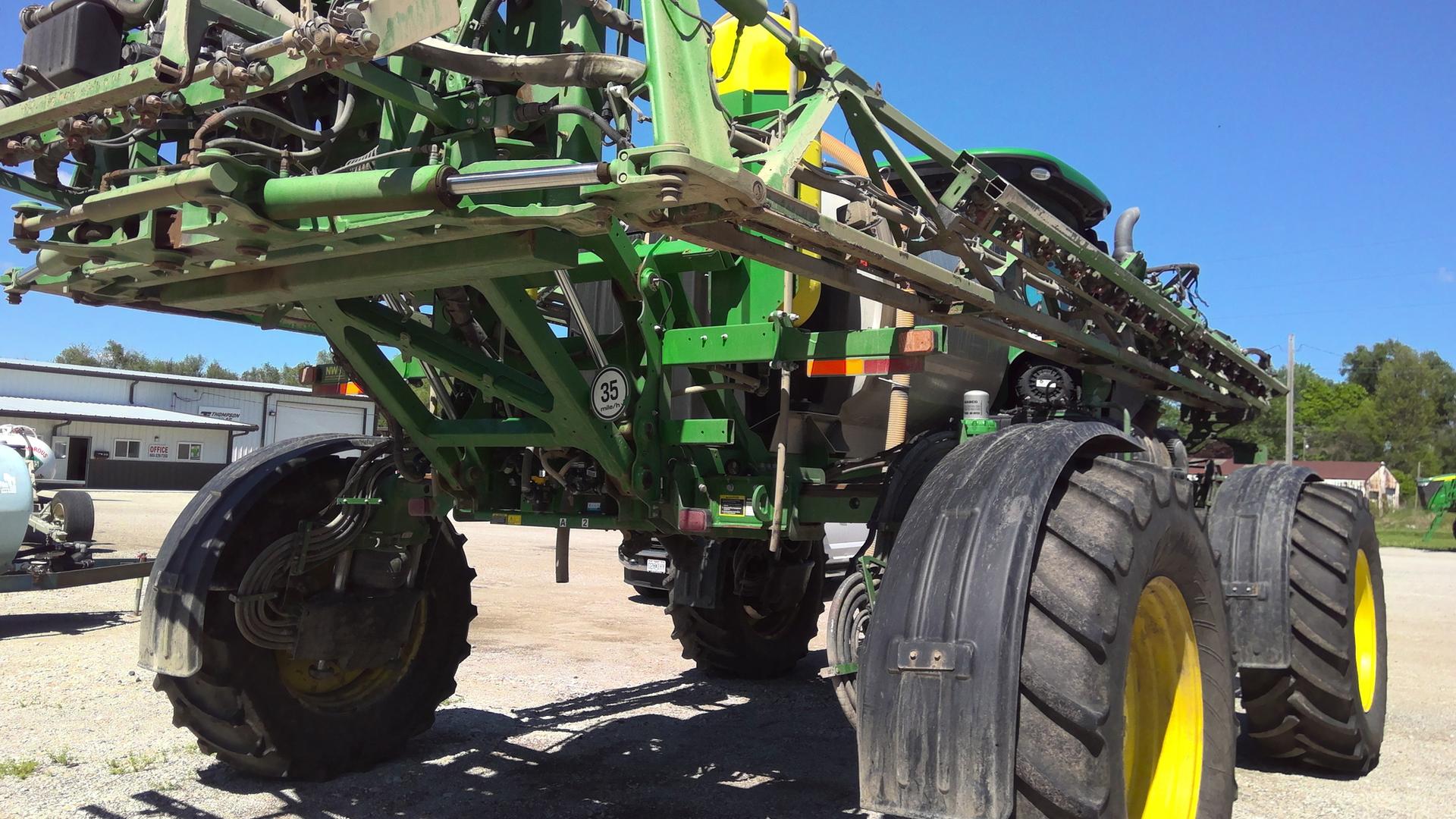 2018 John Deere R4038 Image