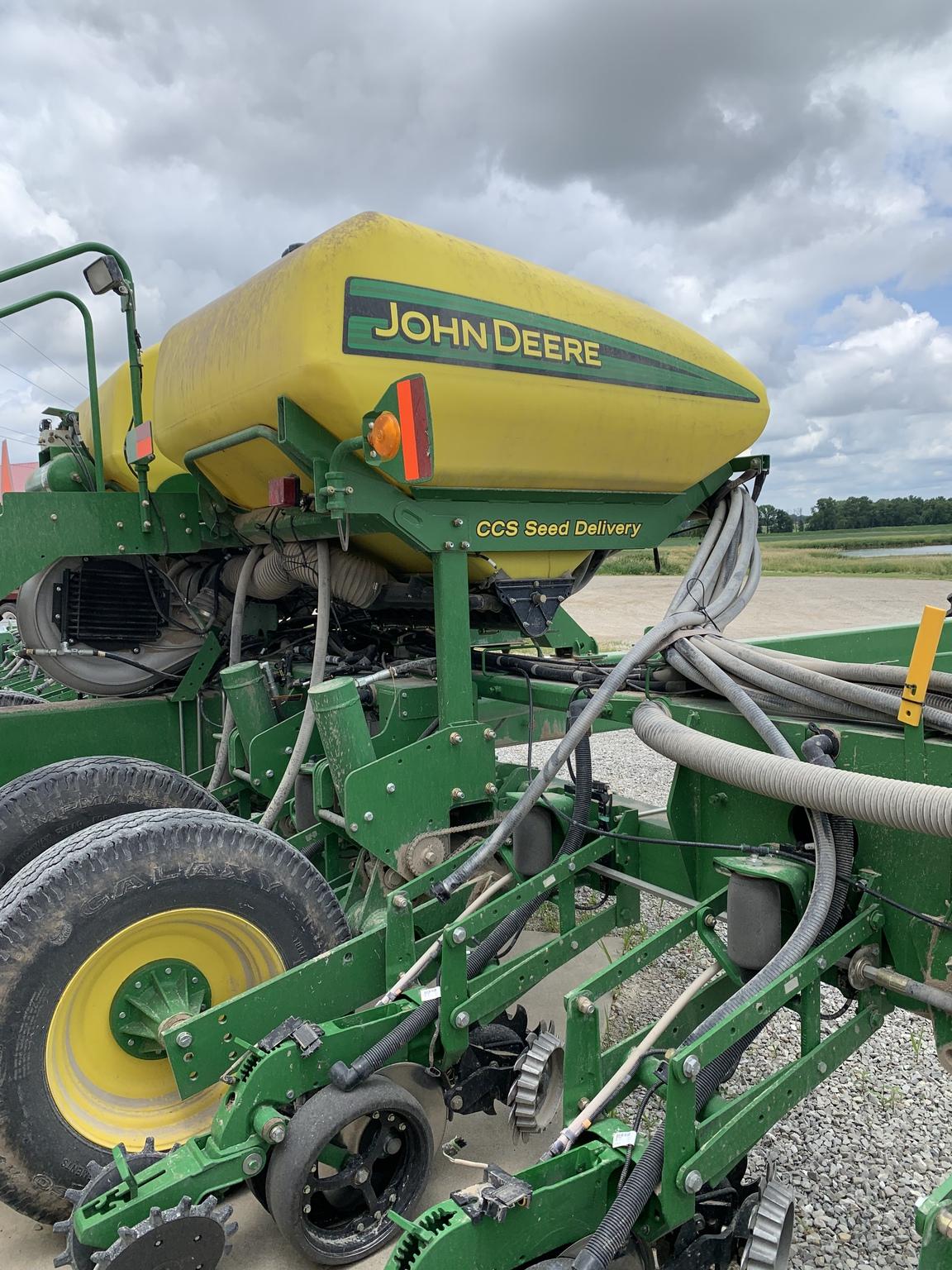 2012 John Deere 1770NT CCS Image