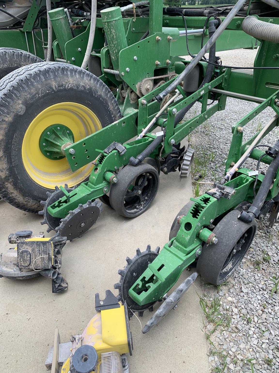 2012 John Deere 1770NT CCS Image