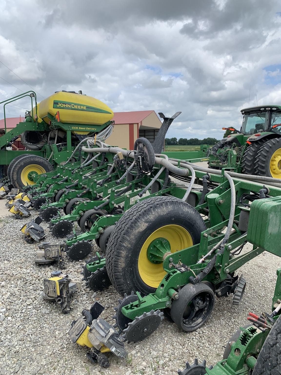 2012 John Deere 1770NT CCS Image